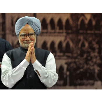 Manmohan Singh submits resignation to President Pranab Mukherjee